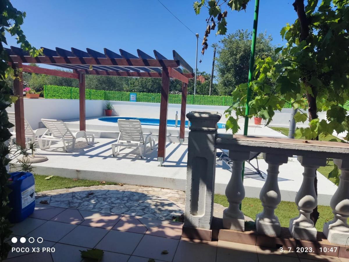 Apartman Bruna Σίμπενικ Εξωτερικό φωτογραφία
